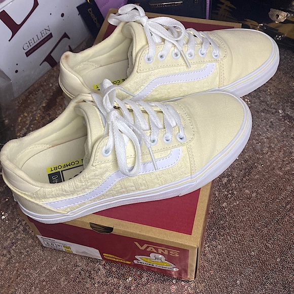 Vans Shoes - NWOT Womens Vans